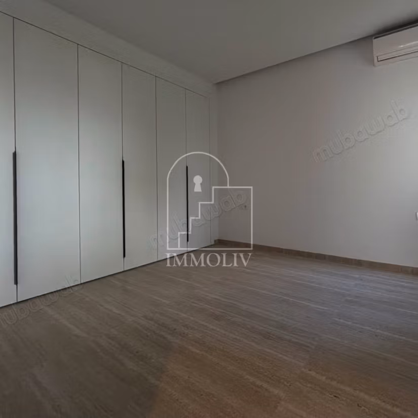 A vendre un Appt S1 neuf à Chotrana 1