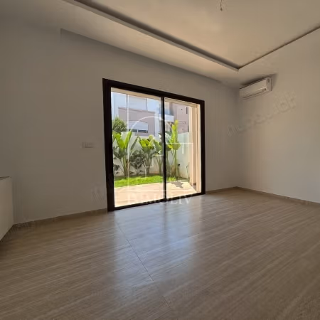 A vendre un Appt S1 neuf à Chotrana 1