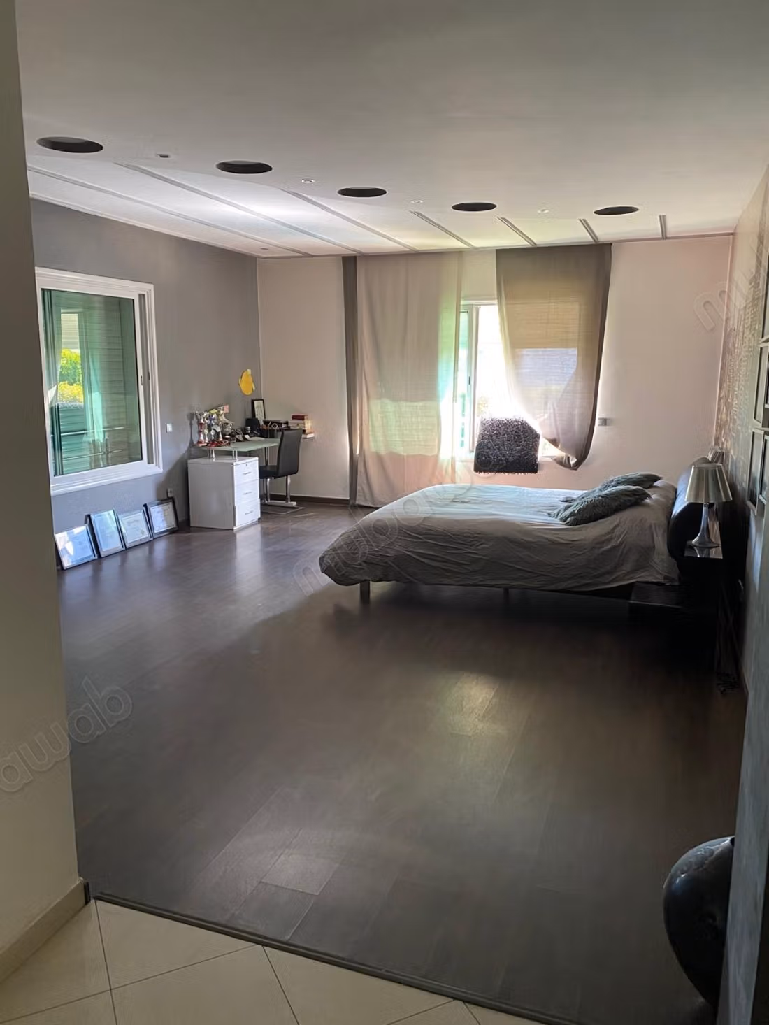 Somptueuse Villa meublée de 1000 M2 a louer sur Californie avec piscine, grand jardin et piscine