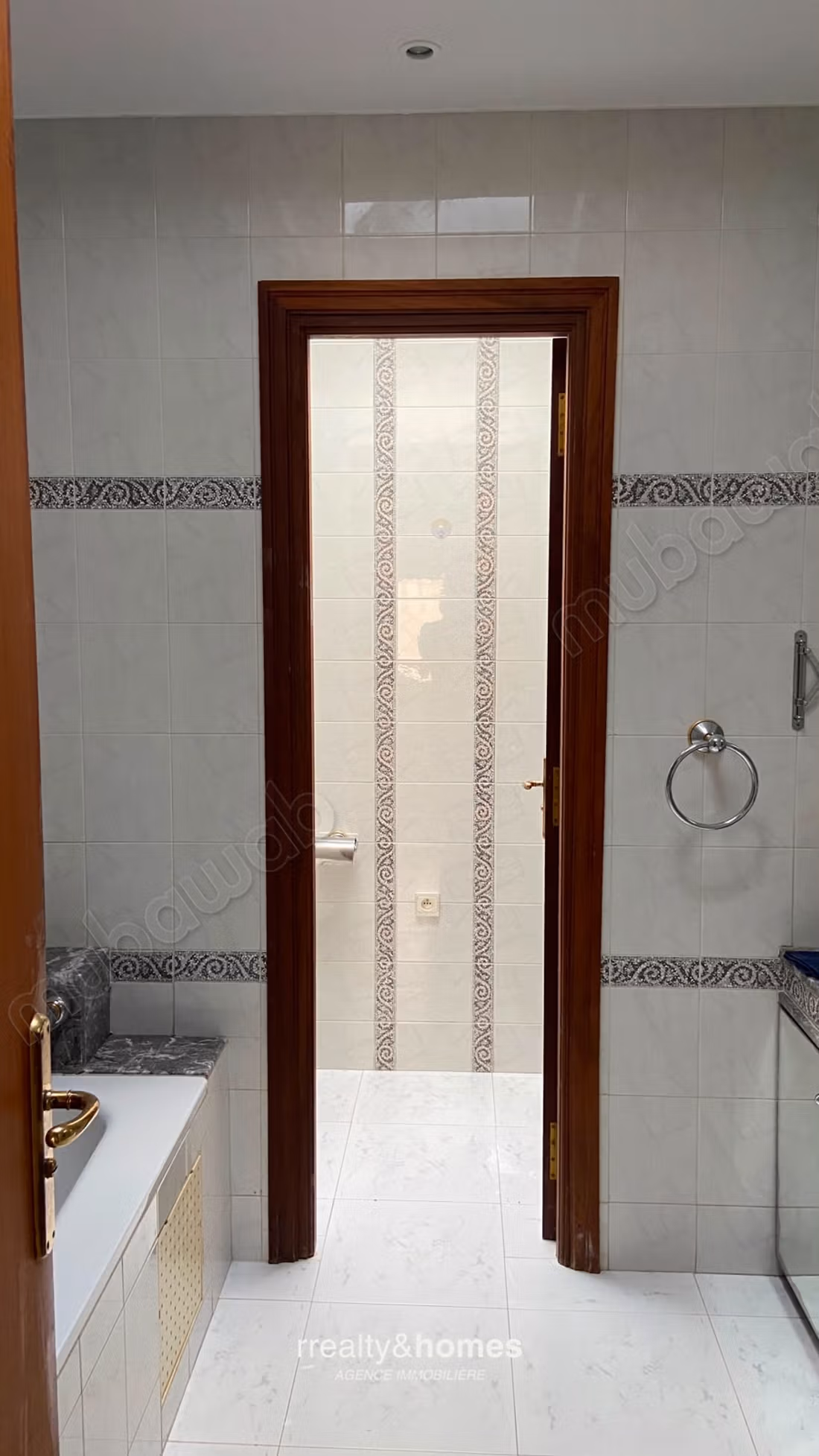 Unfurnished villa for rent in Hay Riad, Rabat