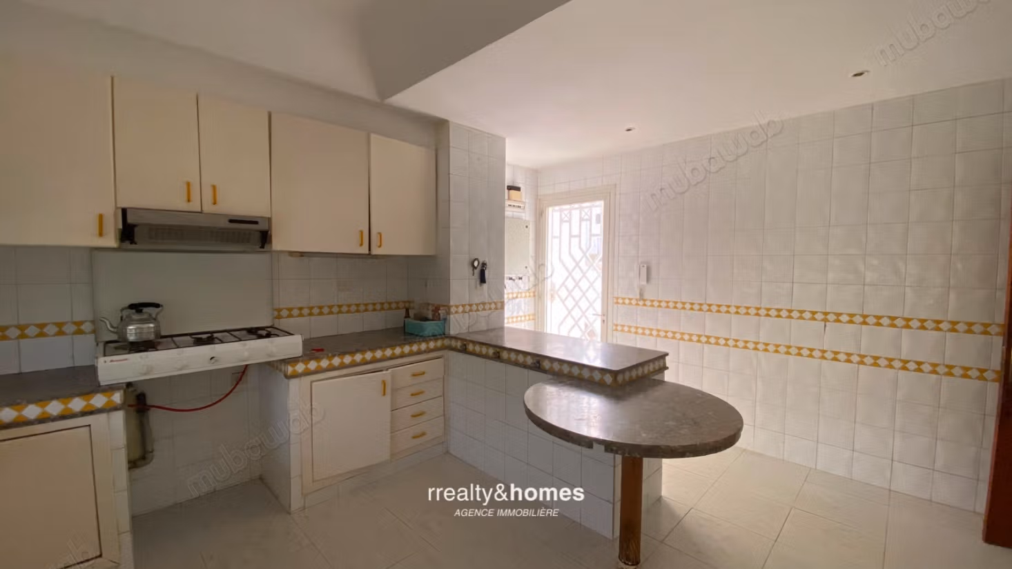 Unfurnished villa for rent in Hay Riad, Rabat