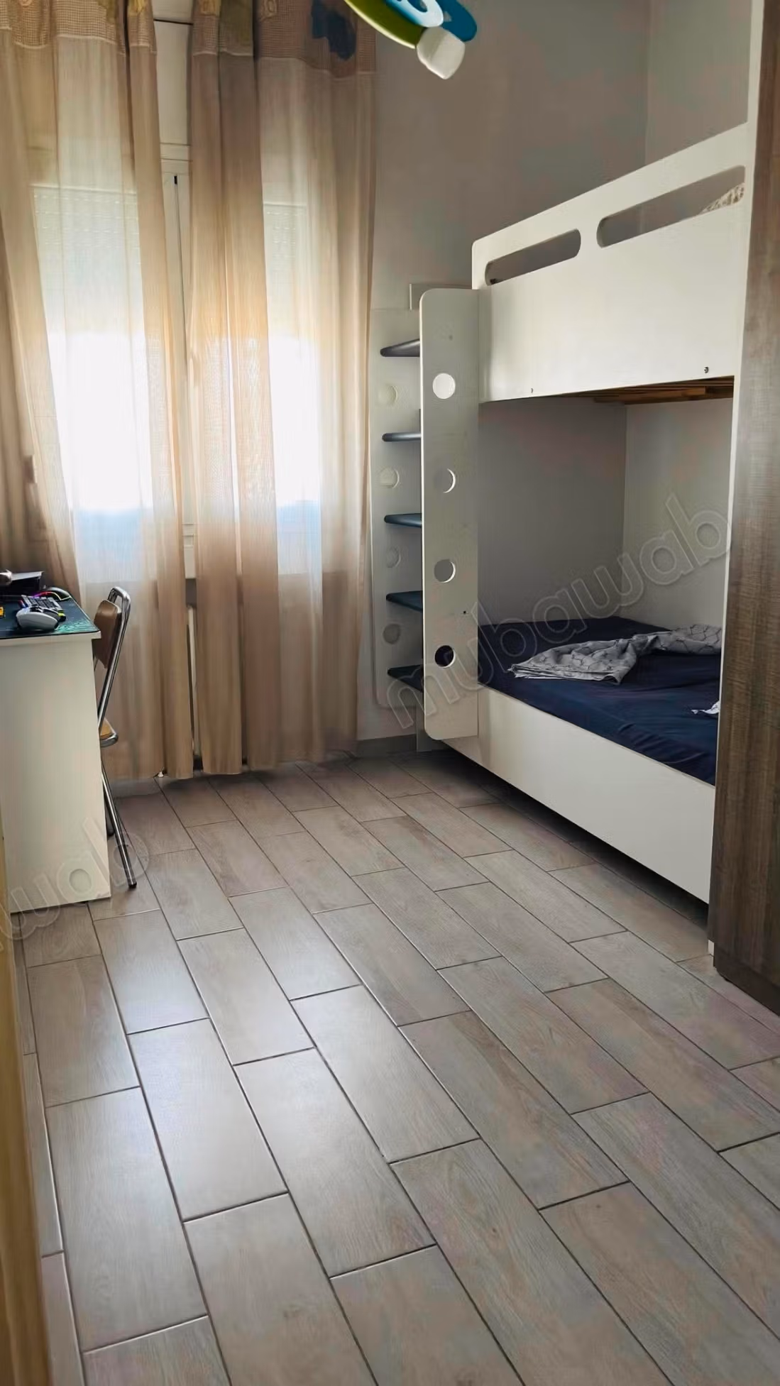 Étage de Villa s3 à France Ville 
el Omrane