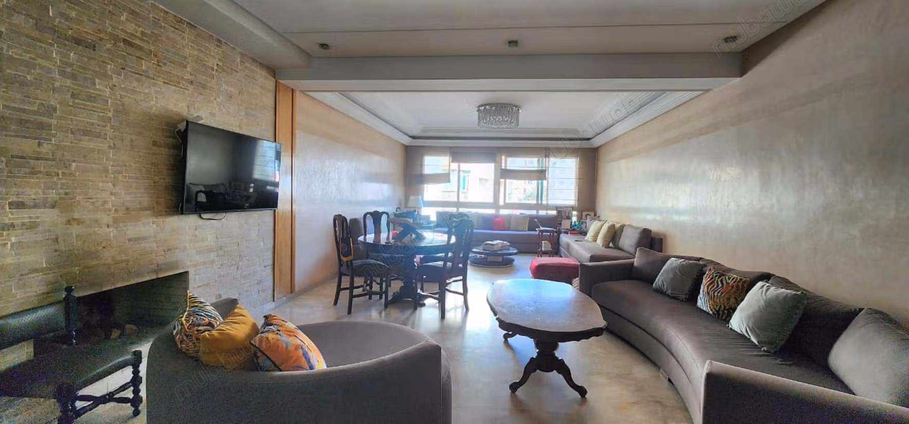 Dwars appartement van 171 m² te koop