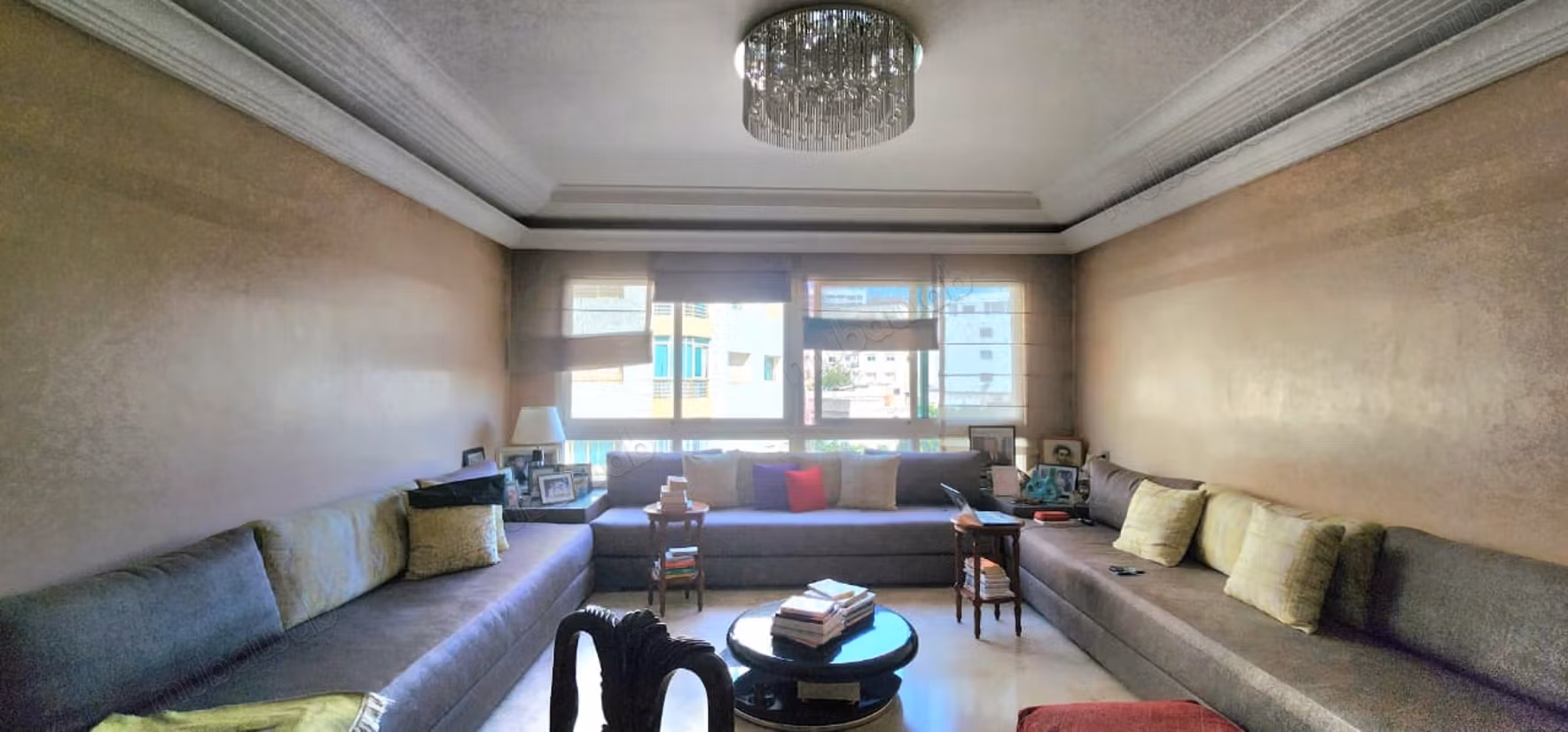 Dwars appartement van 171 m² te koop