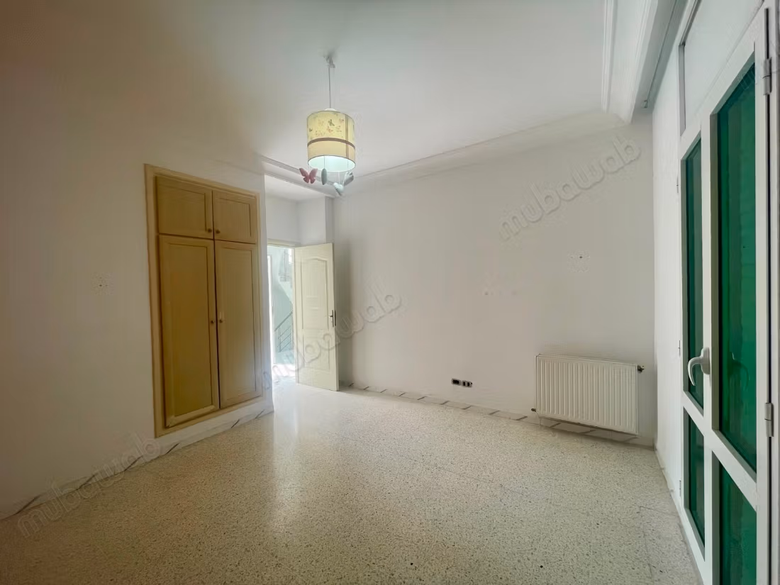 Villa S4 avec jardin, L'Aouina
