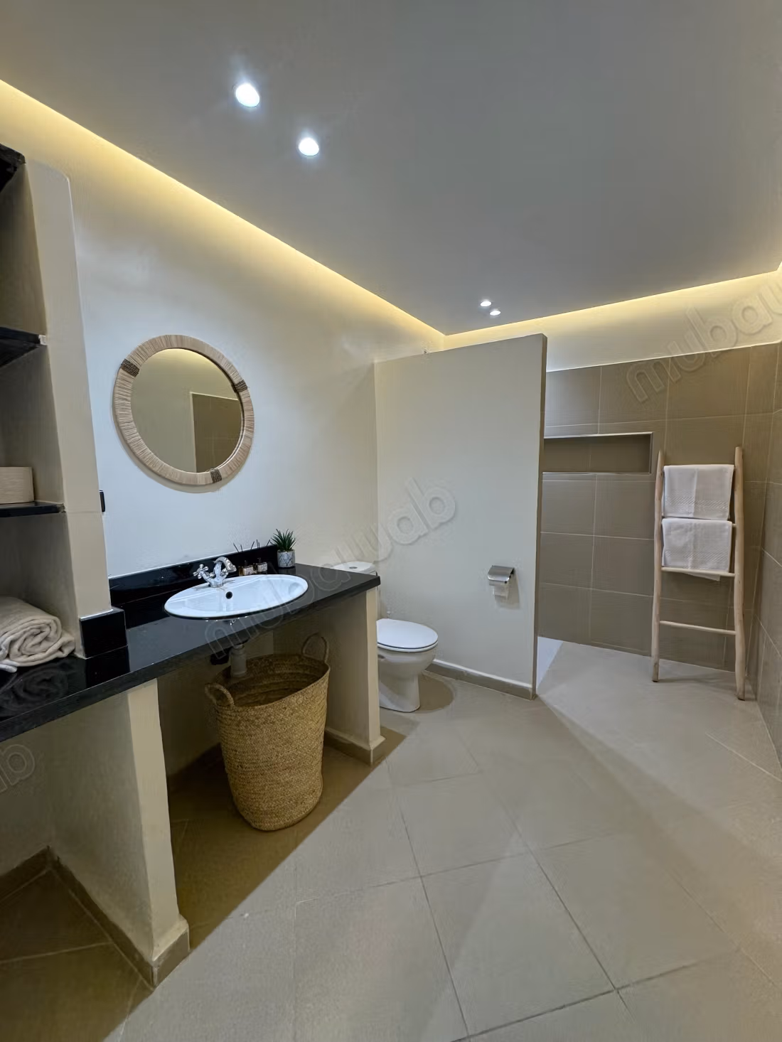 Apartamento Amueblado de 126m con Terraza Targa
