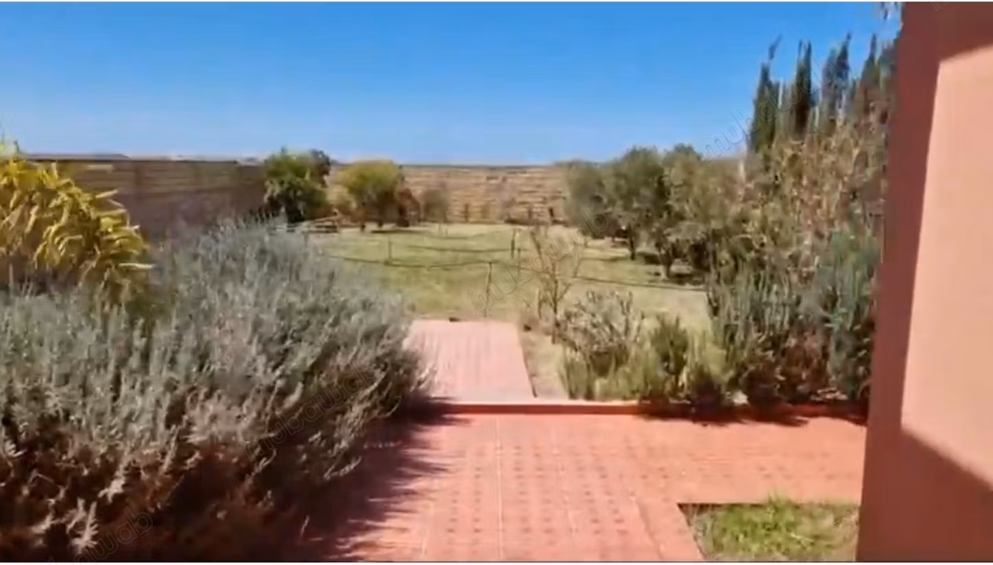 Land with villa pool 10 min from El Jadida