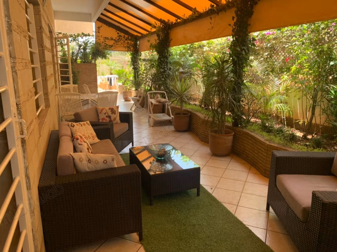 Appartamento di 212 m² con terrazza in California