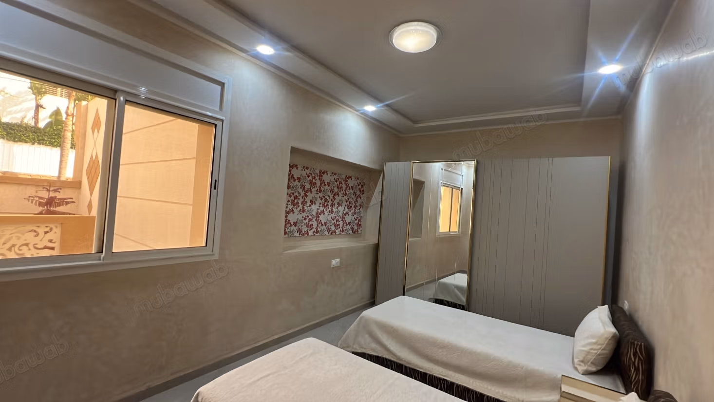 Magnifique maison à louer. Petite surface de 25000 m². Dressing.