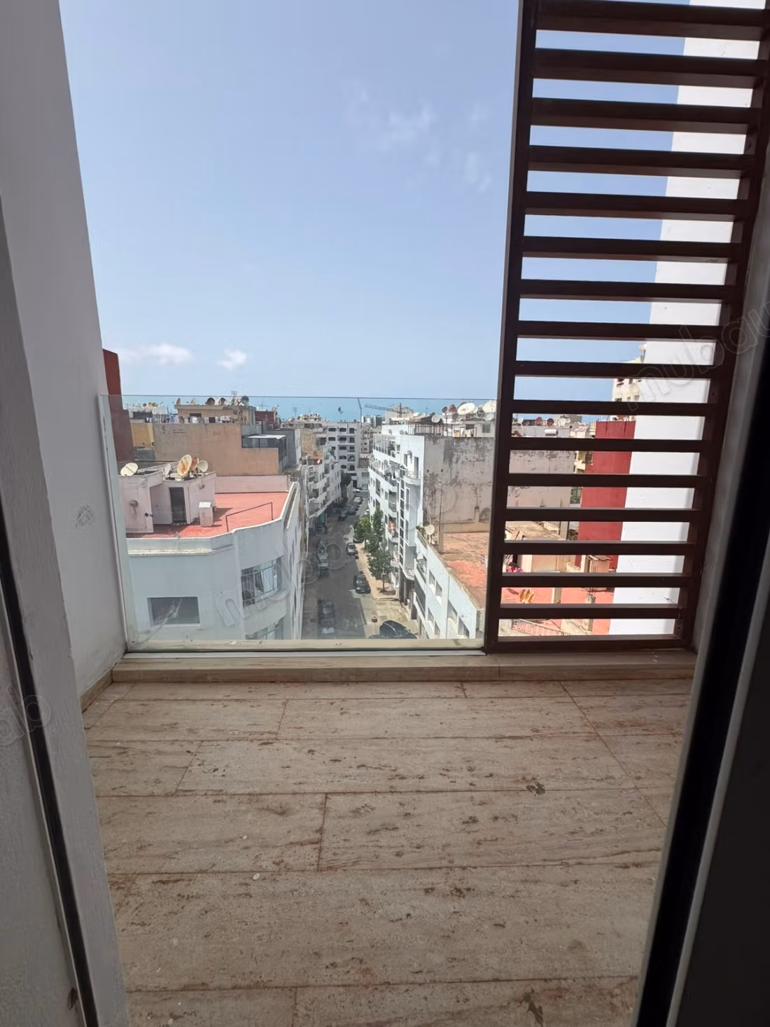 Bel studio vide au quartier Maârif