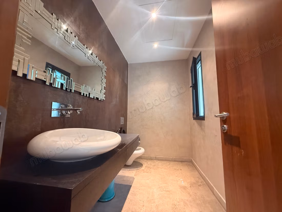 Villa moderna S4 con piscina e giardino, Cartagine