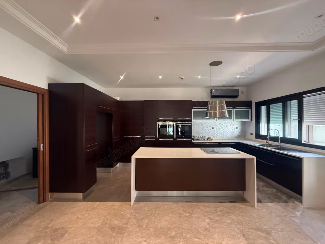 Villa moderna S4 con piscina e giardino, Cartagine