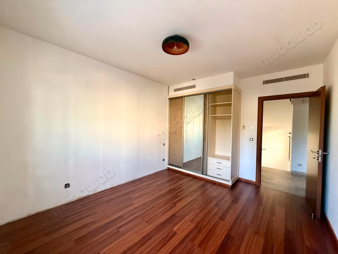 Modern villa S4 with pool and garden, Carthage