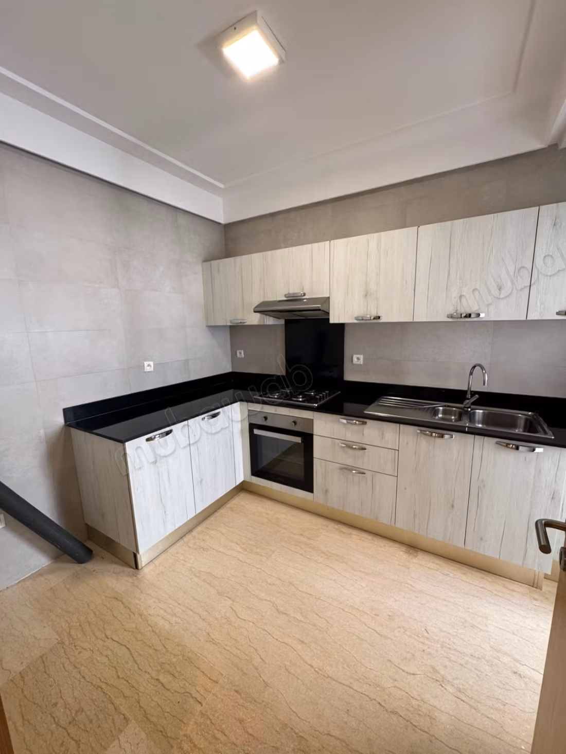 Appartement CFC vide à louer