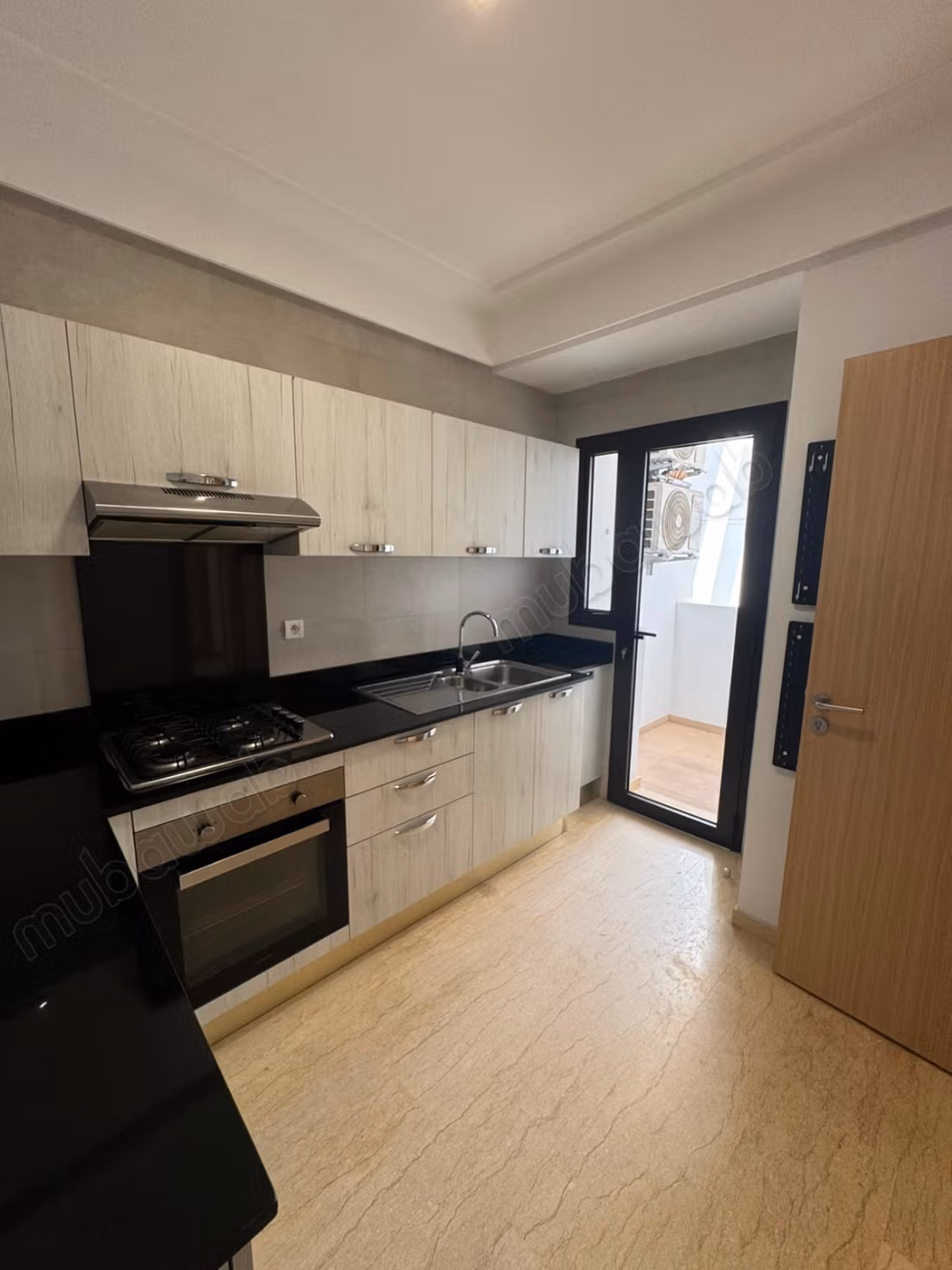 Appartement CFC vide à louer