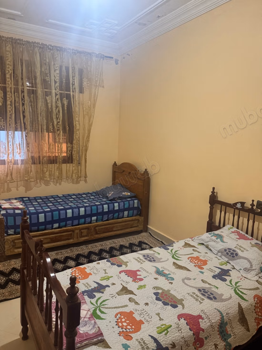 Houses for rent in Chefchaouen. Area 100 m². Typical Moroccan lounge, secure residence