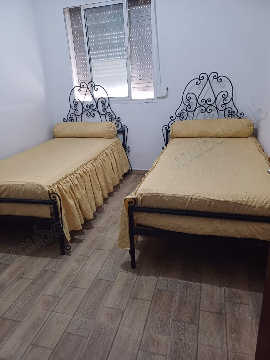 Bellissimo appartamento in affitto a Sala el Jadida. 2 stanze. Ben arredato