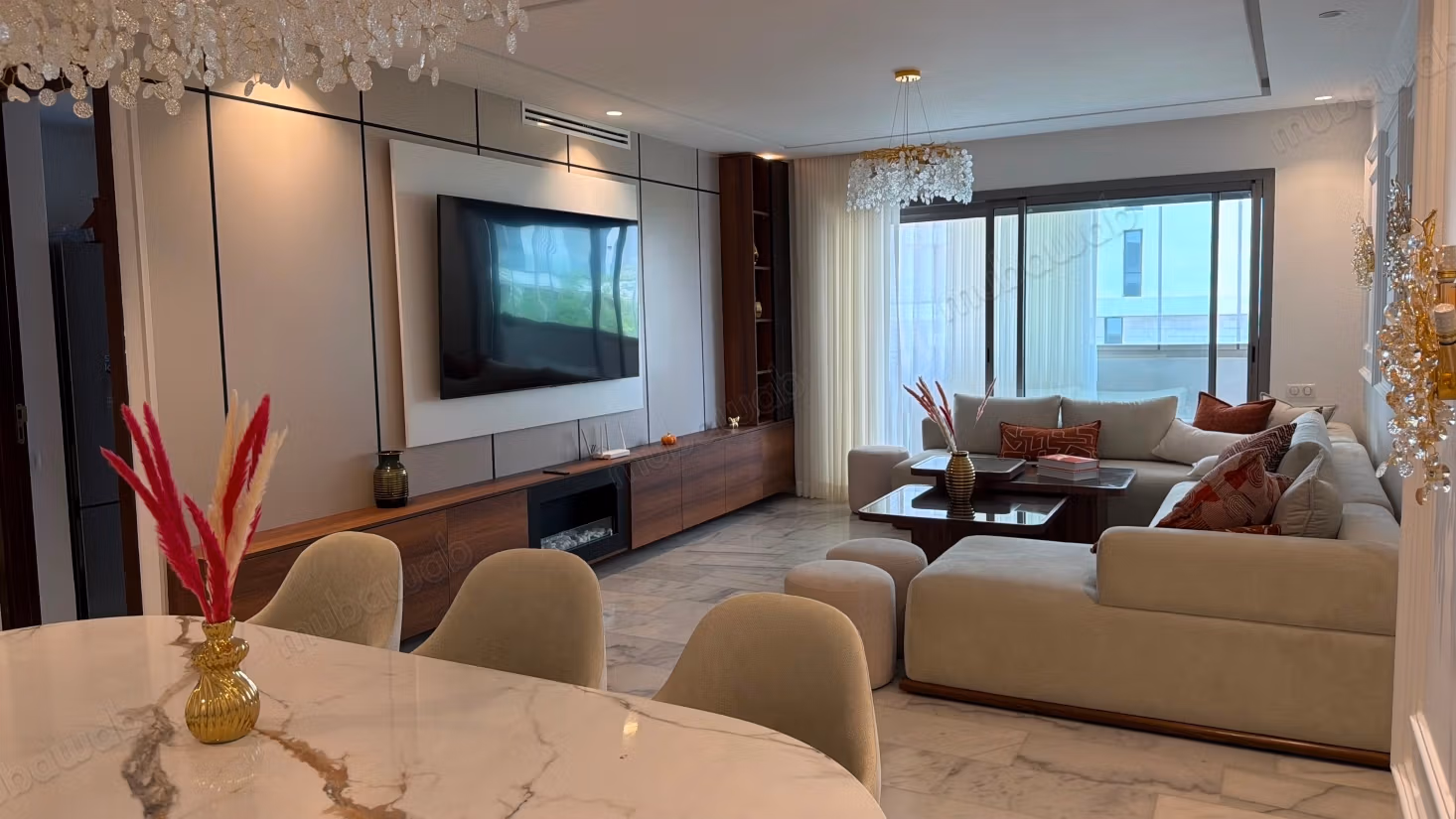 Bellissimo appartamento in affitto a Casablanca Finance City. Superficie 180 m². Ben arredato