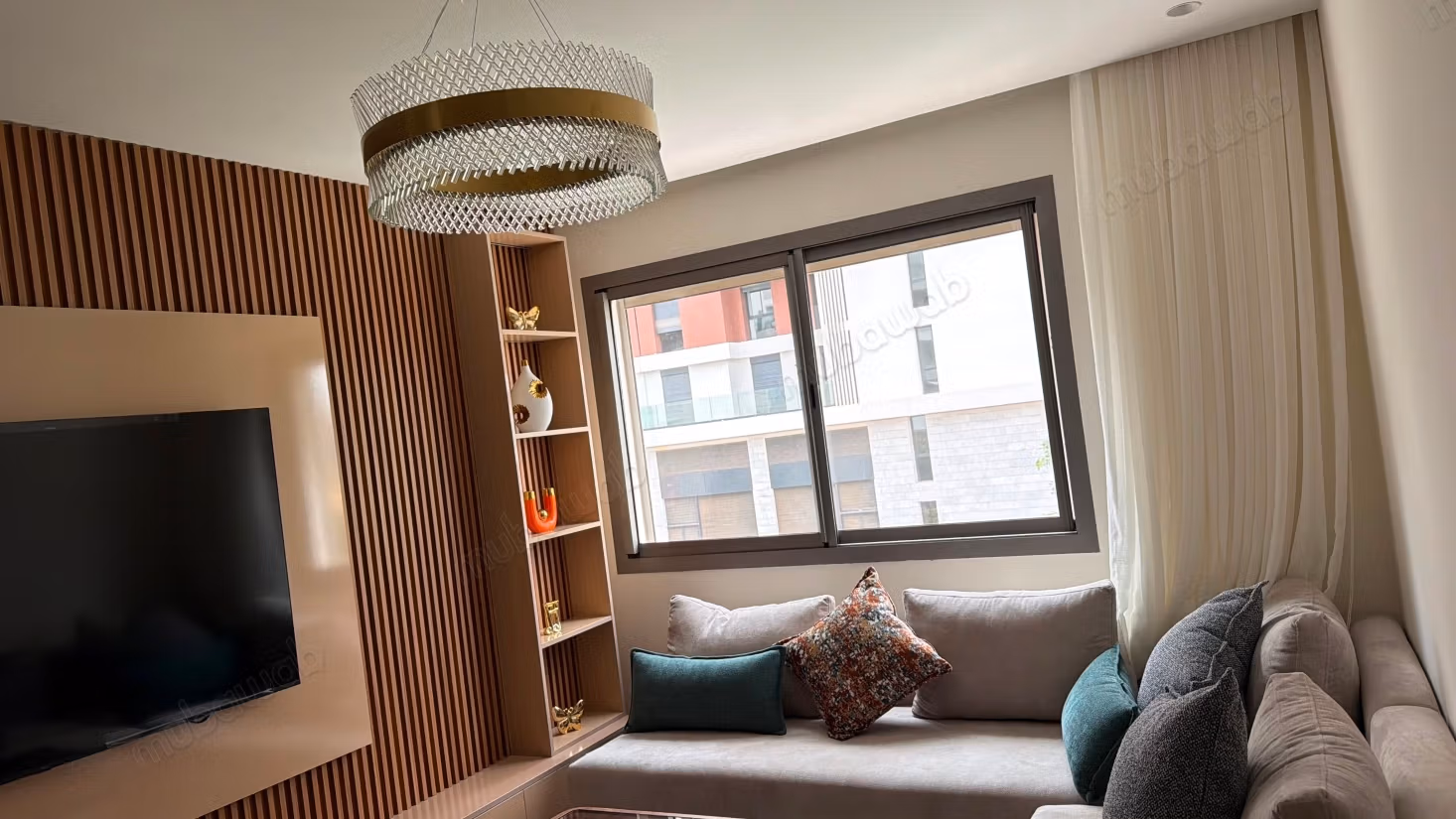 Bellissimo appartamento in affitto a Casablanca Finance City. Superficie 180 m². Ben arredato