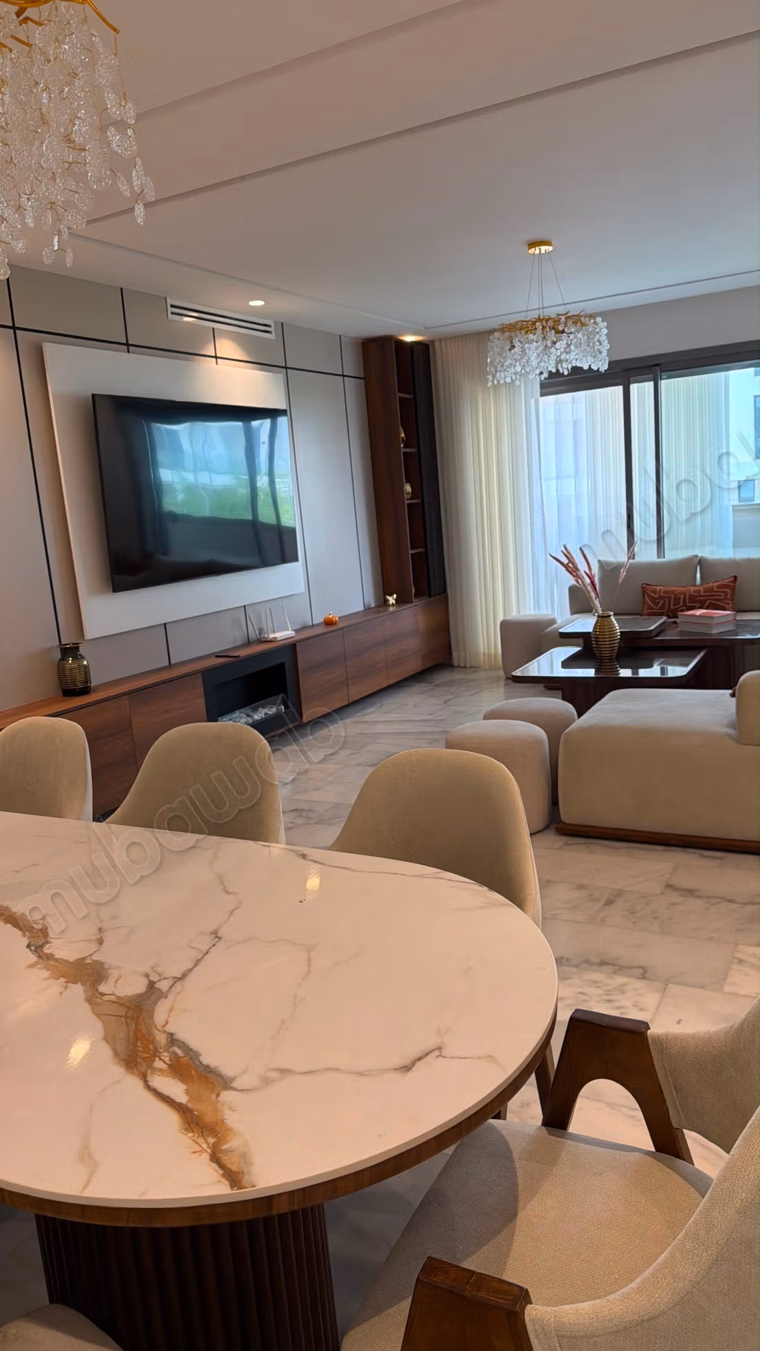 Bellissimo appartamento in affitto a Casablanca Finance City. Superficie 180 m². Ben arredato