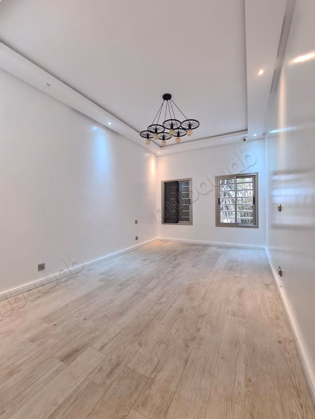 For rent Exceptional Ground Floor Apartment