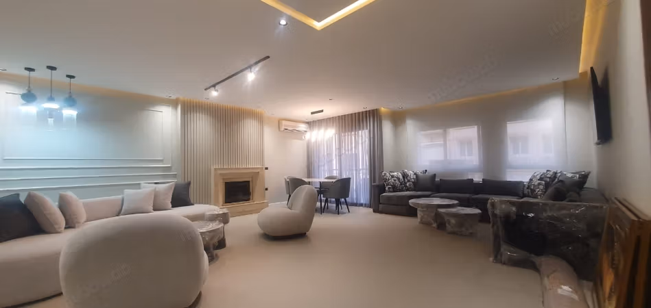 Appartement 130 m² f Triangle d'Or — 14