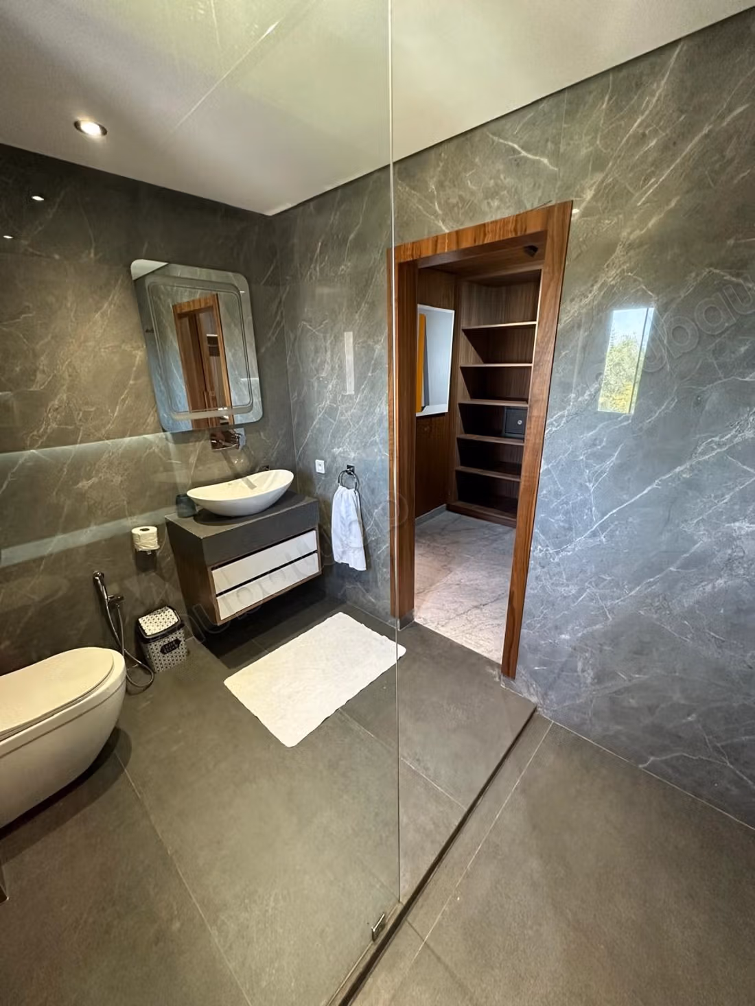 Moderne villa 5 suites 3000 m²