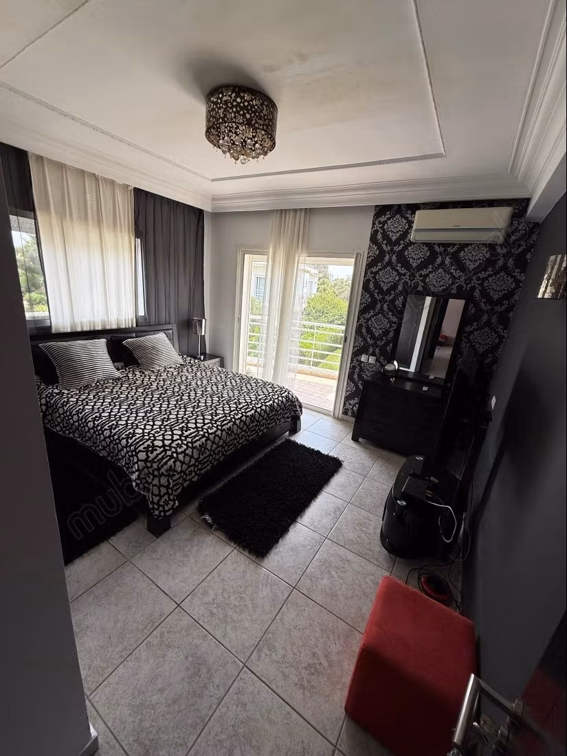 High standing villa in gated community with pool