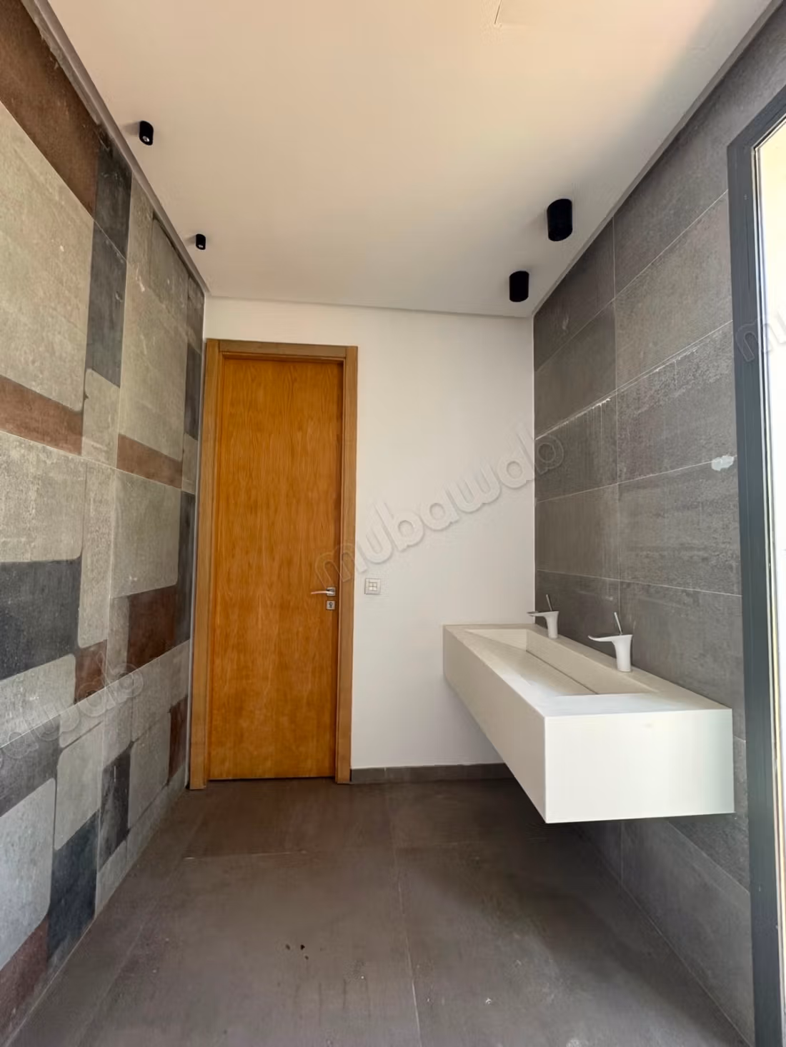 Magnifica villa in affitto a Souissi. 6 camere. Doppio vetro e riscaldamento centrale