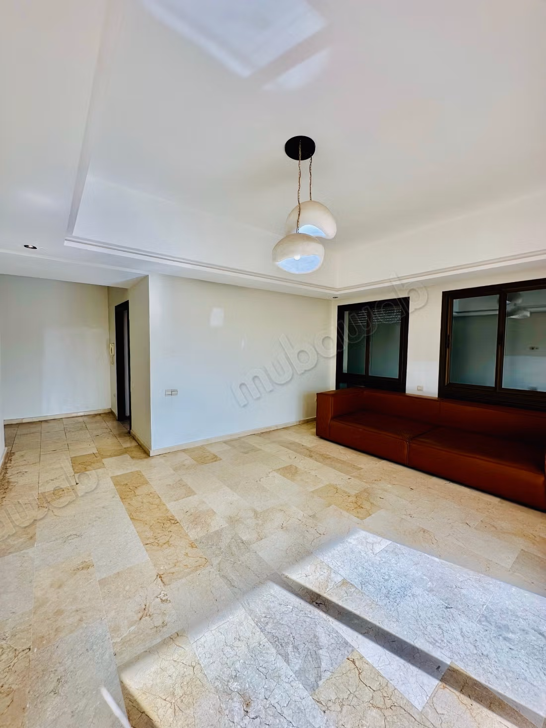 Location jolie appartement vide à av abdelkrim El khatabi. 115 mètre
