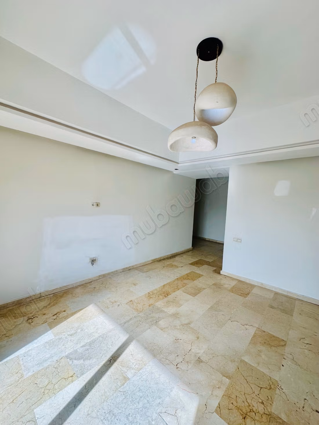 Location jolie appartement vide à av abdelkrim El khatabi. 115 mètre
