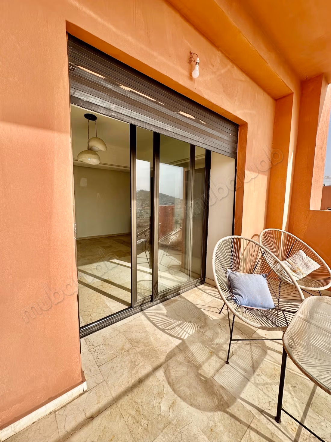 Location jolie appartement vide à av abdelkrim El khatabi. 115 mètre