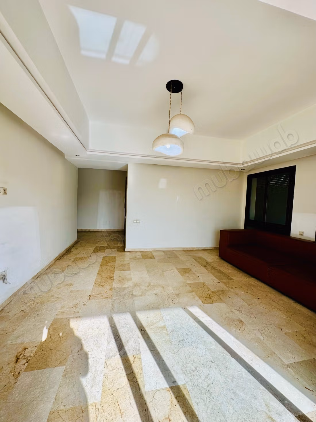 Location jolie appartement vide à av abdelkrim El khatabi. 115 mètre