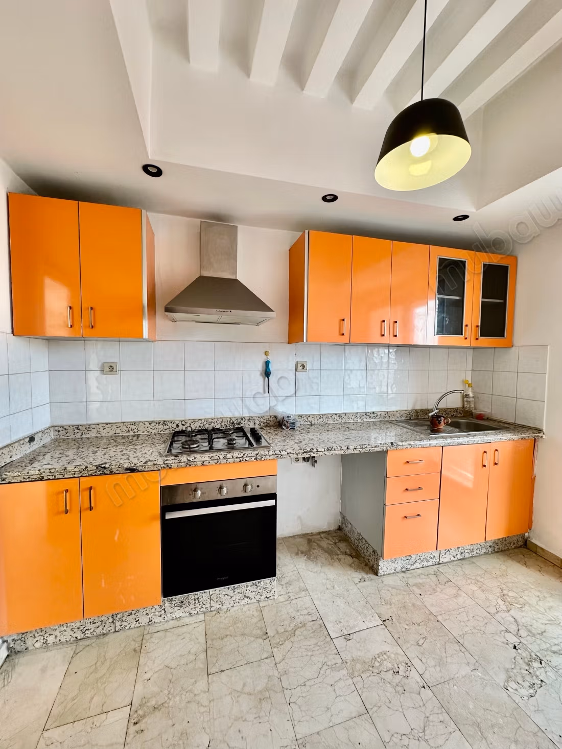 Location jolie appartement vide à av abdelkrim El khatabi. 115 mètre