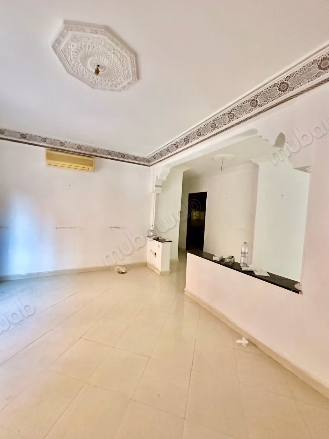 Location of office apartment in Boukar. Area 85 m². Elevator and garage