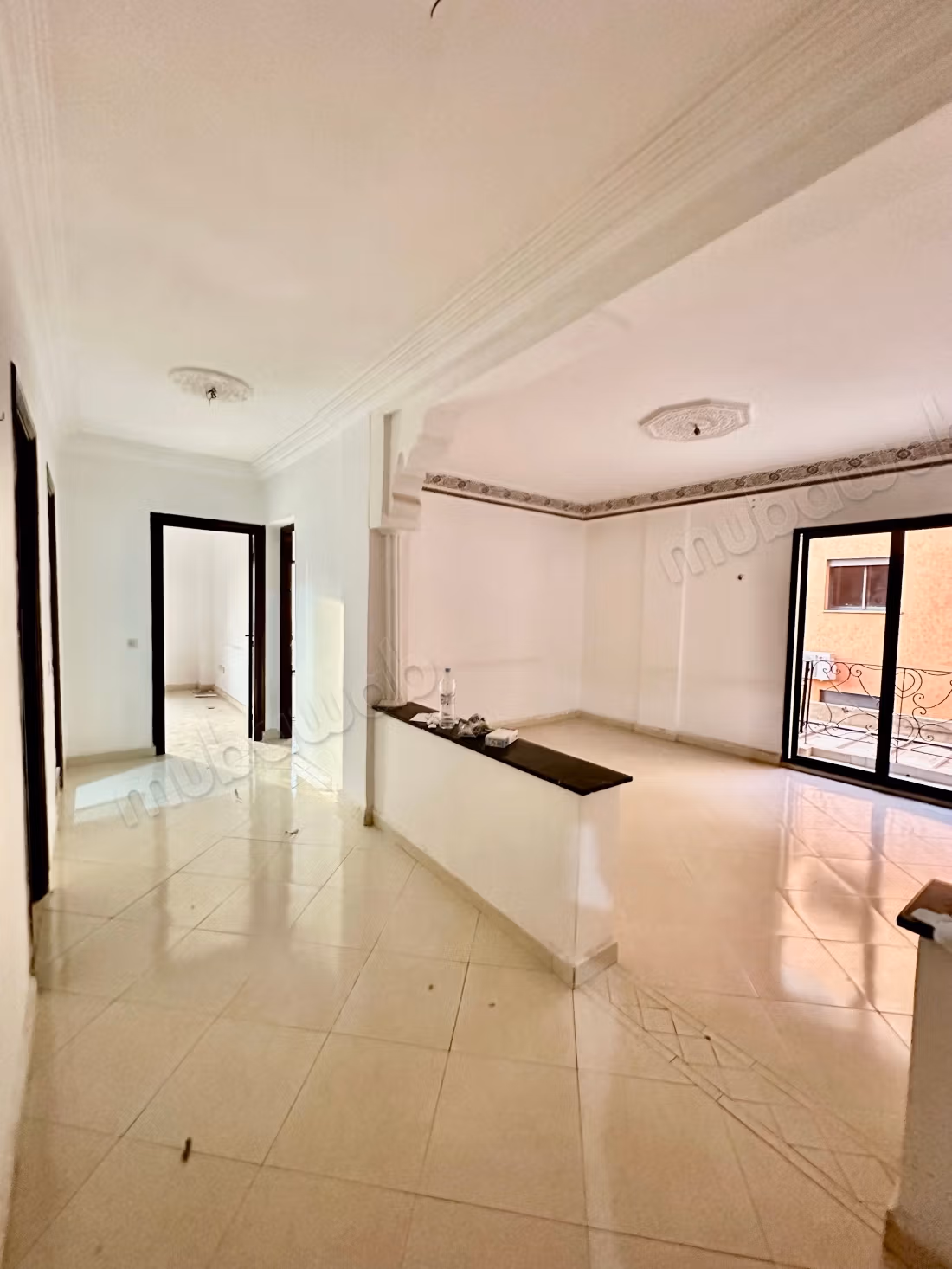 Location of office apartment in Boukar. Area 85 m². Elevator and garage