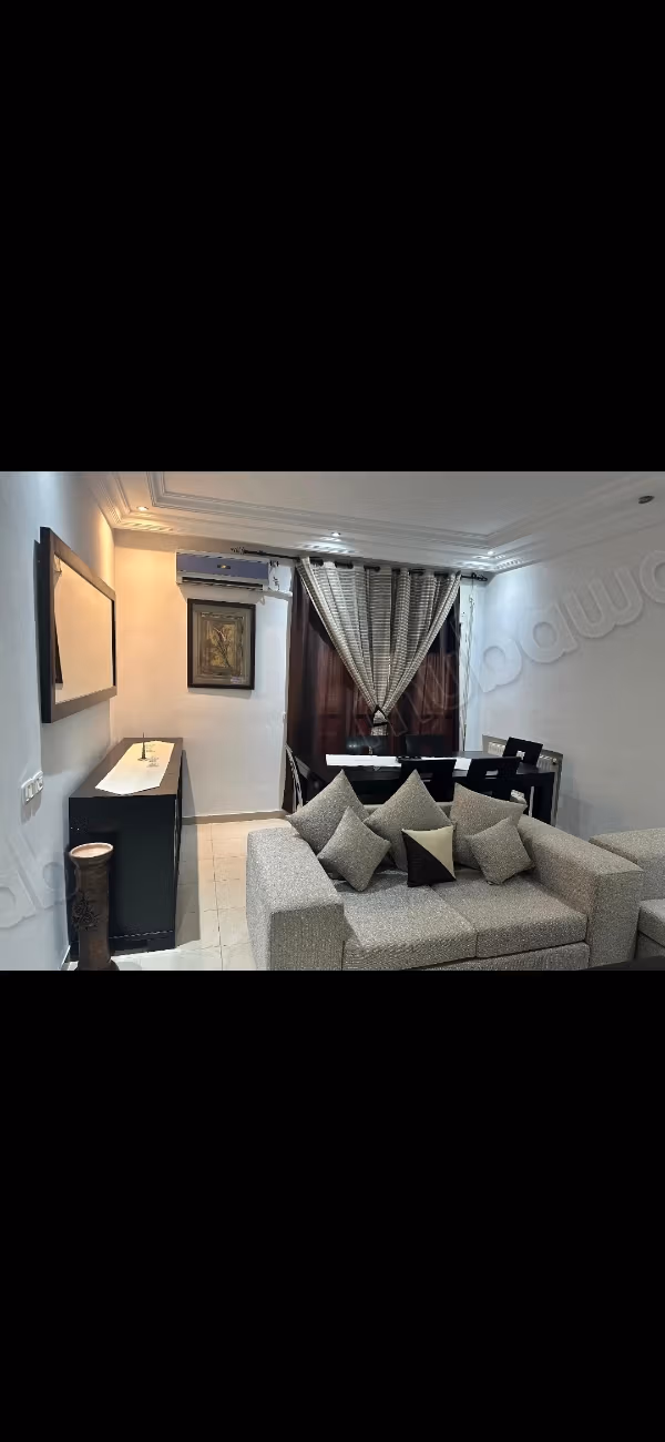 شقة مفروشة رائعة في المدينة الأولمبية منزا