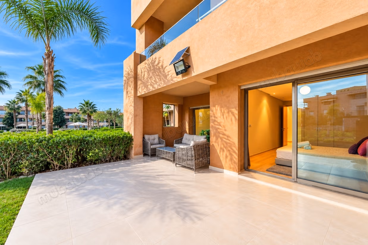 Appt meublé 2 Chambres, rez dz jardin, Piscine,