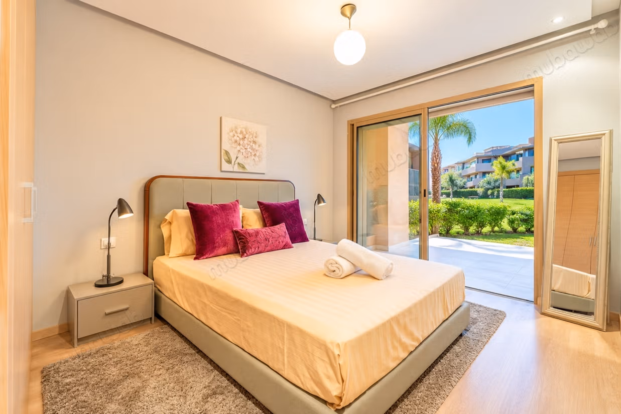 Appt meublé 2 Chambres, rez dz jardin, Piscine,
