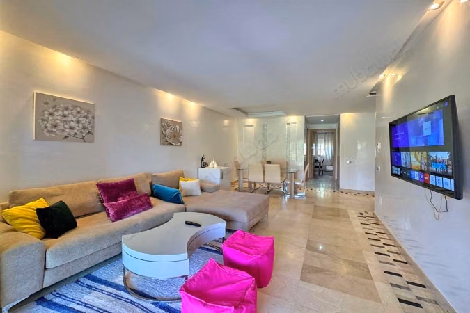Furnished apartment with 2 bedrooms, ground floor, with pool,