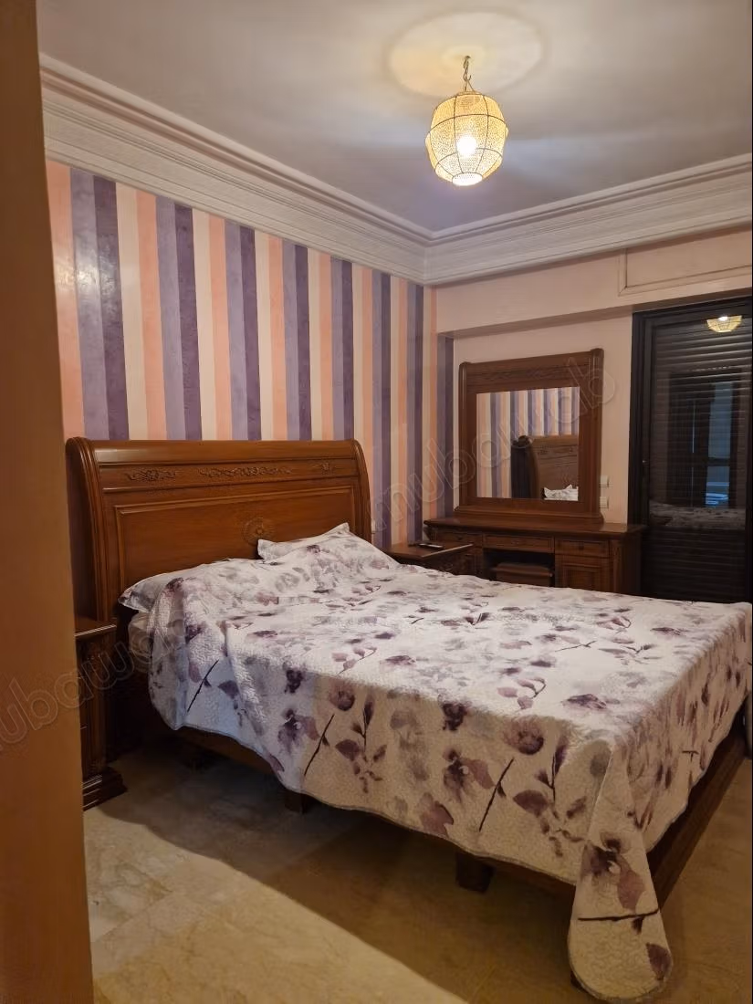 Mooi hedendaags gemeubileerd appartement te huur