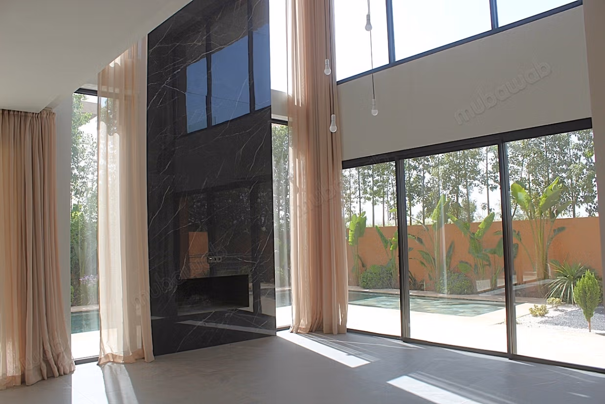 Belle villa de cinq chambres avec ascenceur