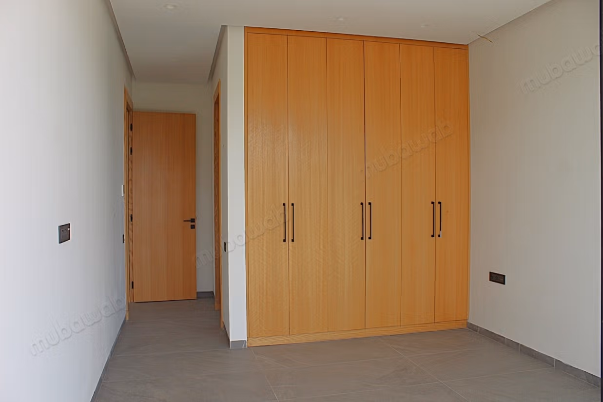 Belle villa de cinq chambres avec ascenceur