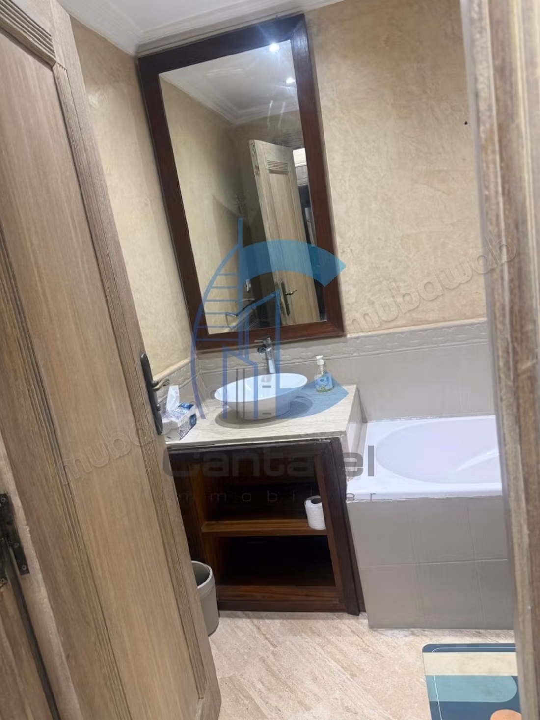 Location appartement semi meublé Palmier