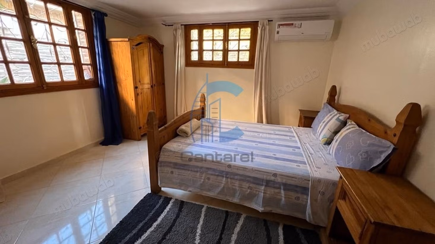 Villa ristrutturata con 6 camere venduta arredata con piscina riscaldata sulla strada di casa