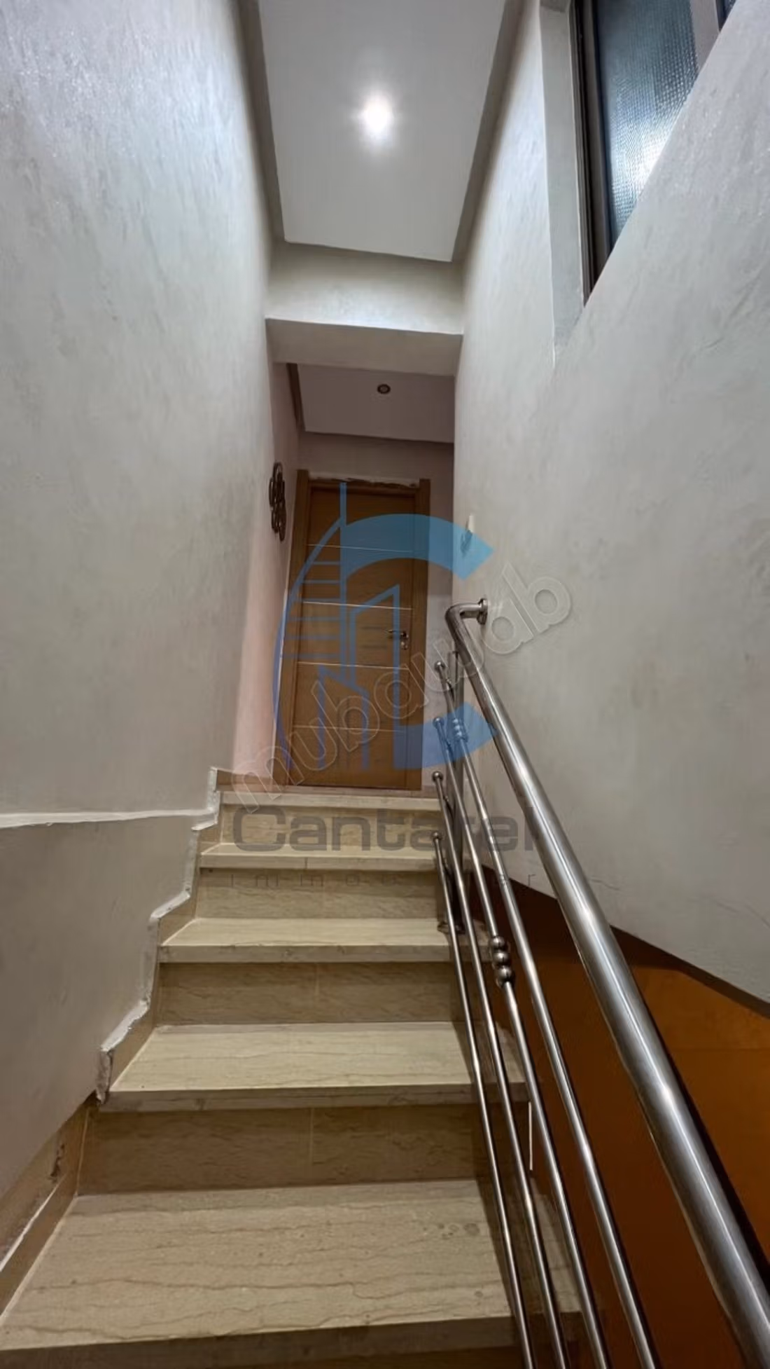 Appartamento duplex con 3 camere e terrazza al piano terra in vendita Victor Hugo