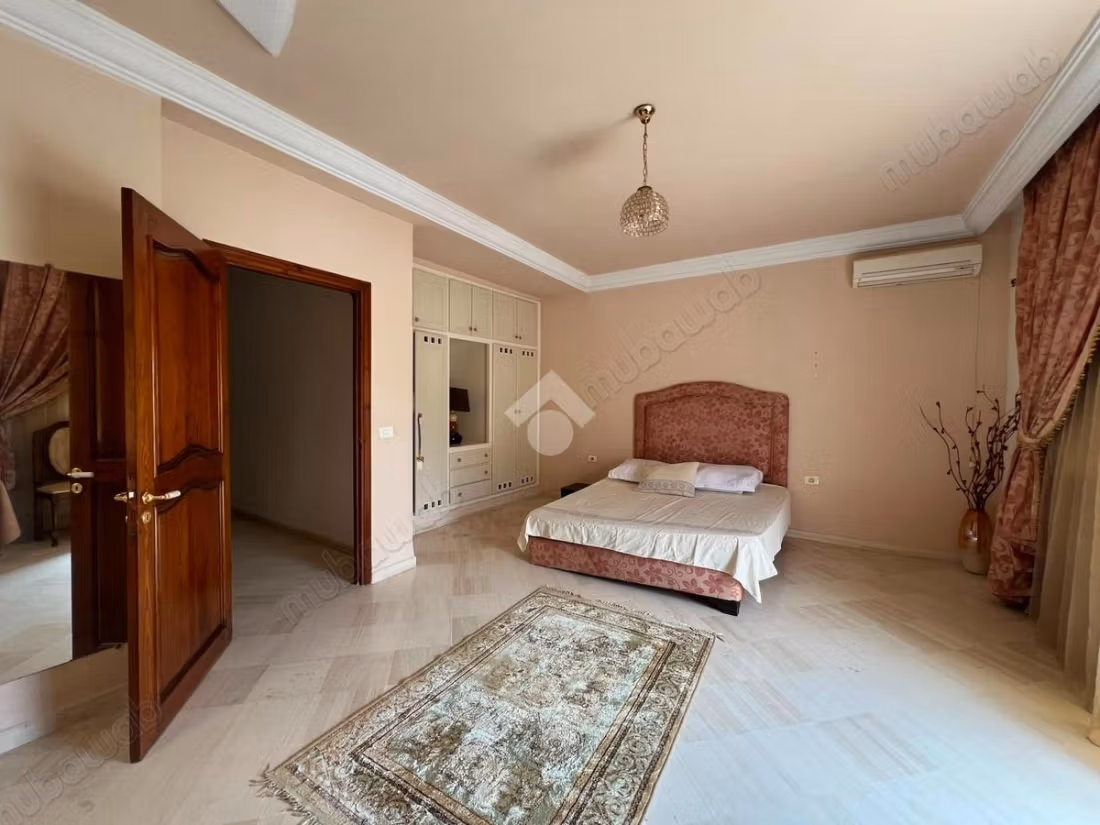 Villa indipendente in vendita