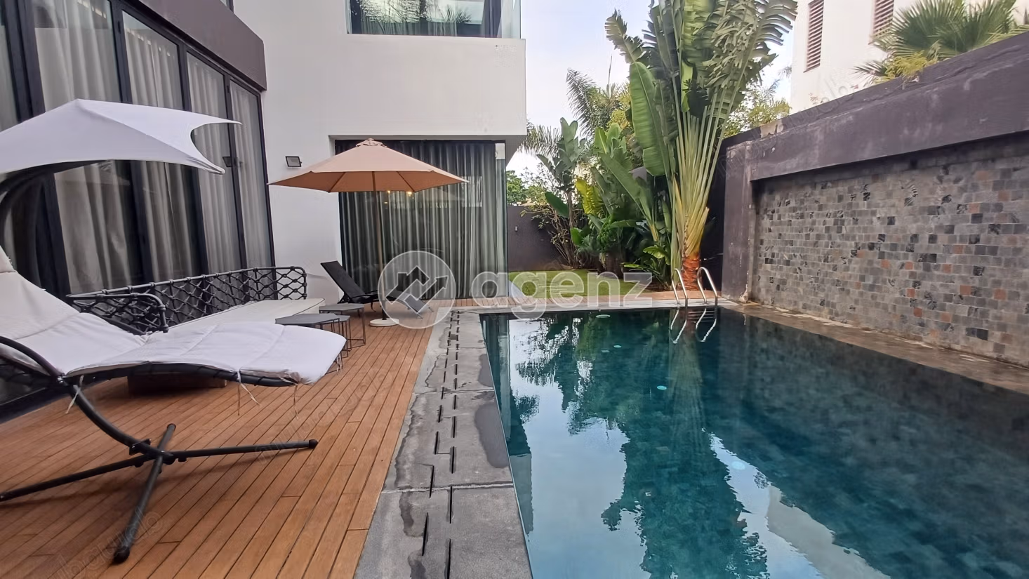Villa à vendre 520 m², 5 chambres Longchamps Casablanca