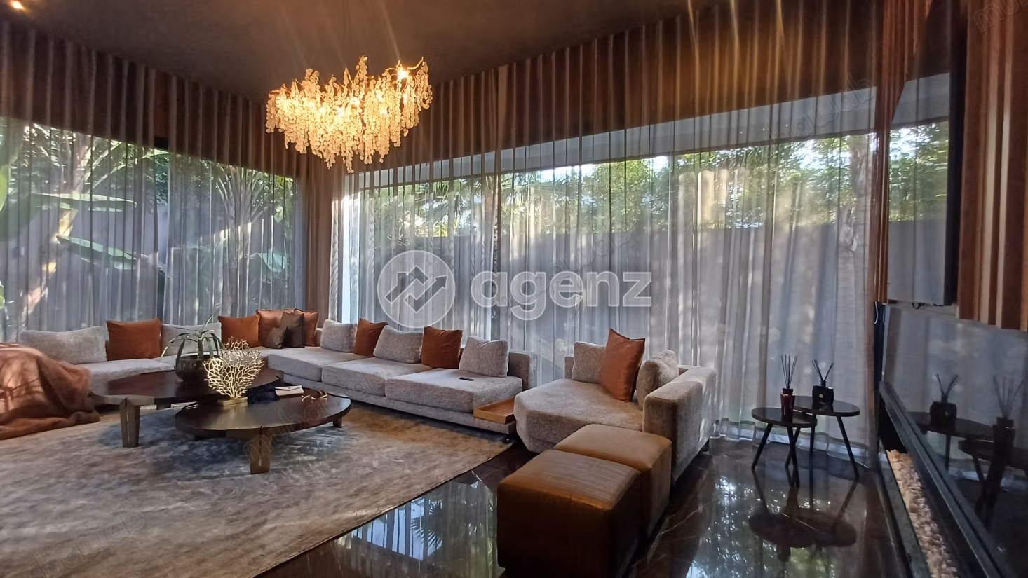 Villa à vendre 520 m², 5 chambres Longchamps Casablanca