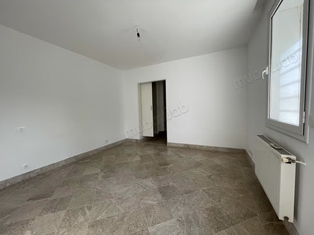 Beautiful house for rent in Carthage. Area 280 m². Double glazing windows and central heating